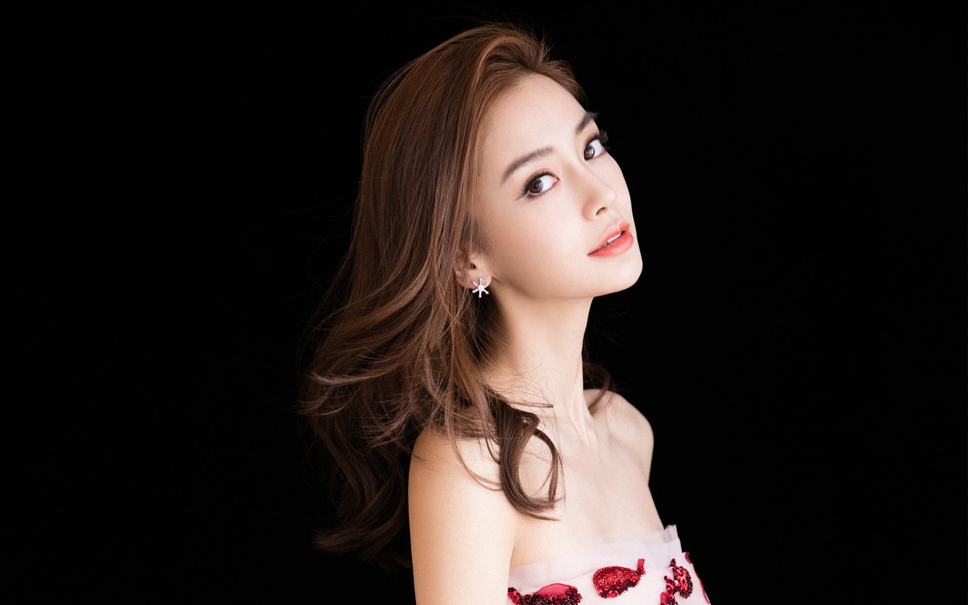 _老鹰队展现速度优势,战胜对手_,老鹰队介绍