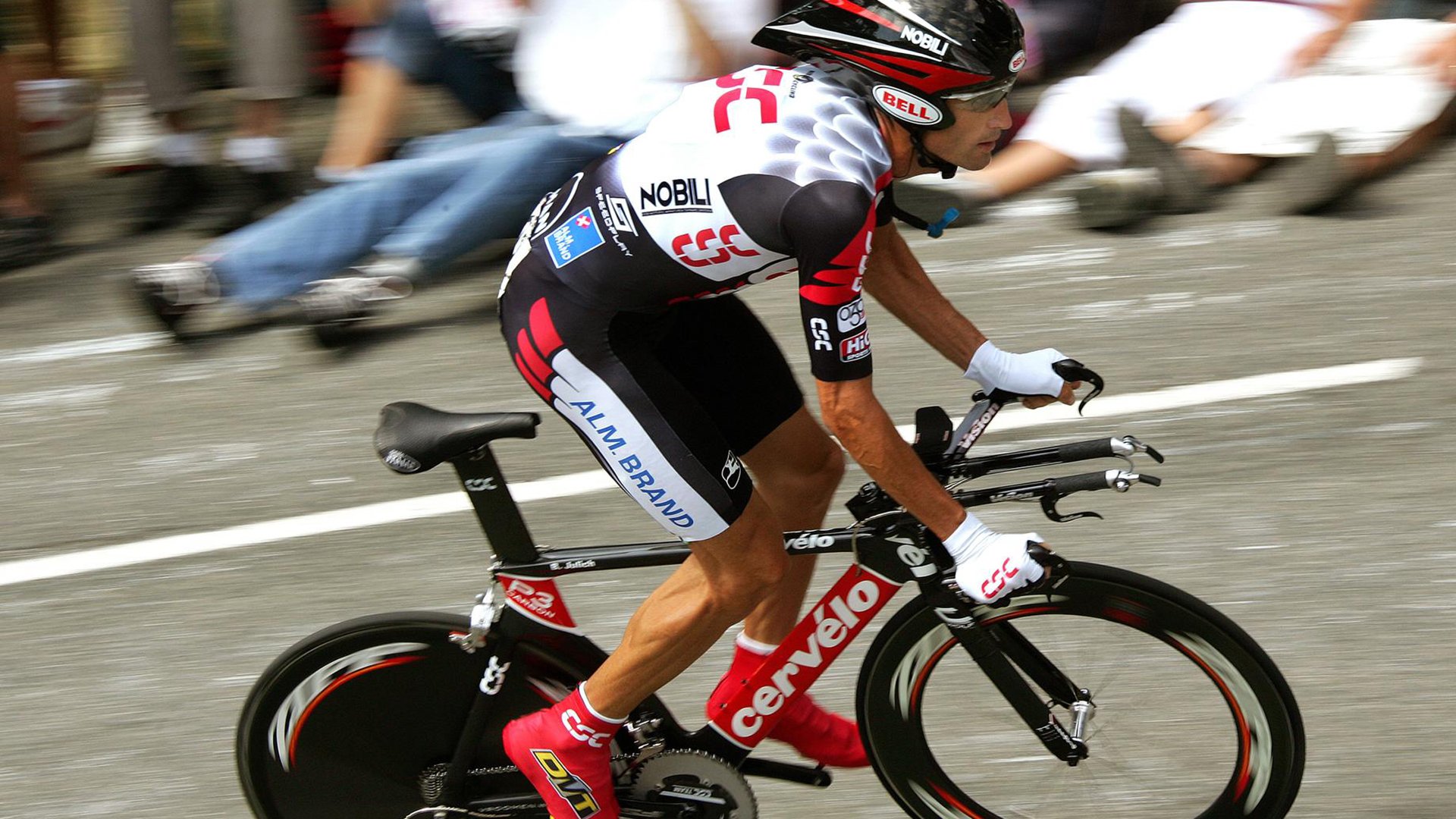 【顶尖运动员】奥沙利文：坚持不懈的训练秘诀，奥沙利文比赛练球