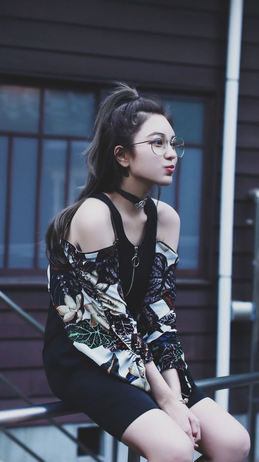 城市挑战极限跑,夜色之中尽情释放热情,城市极限跑酷游戏