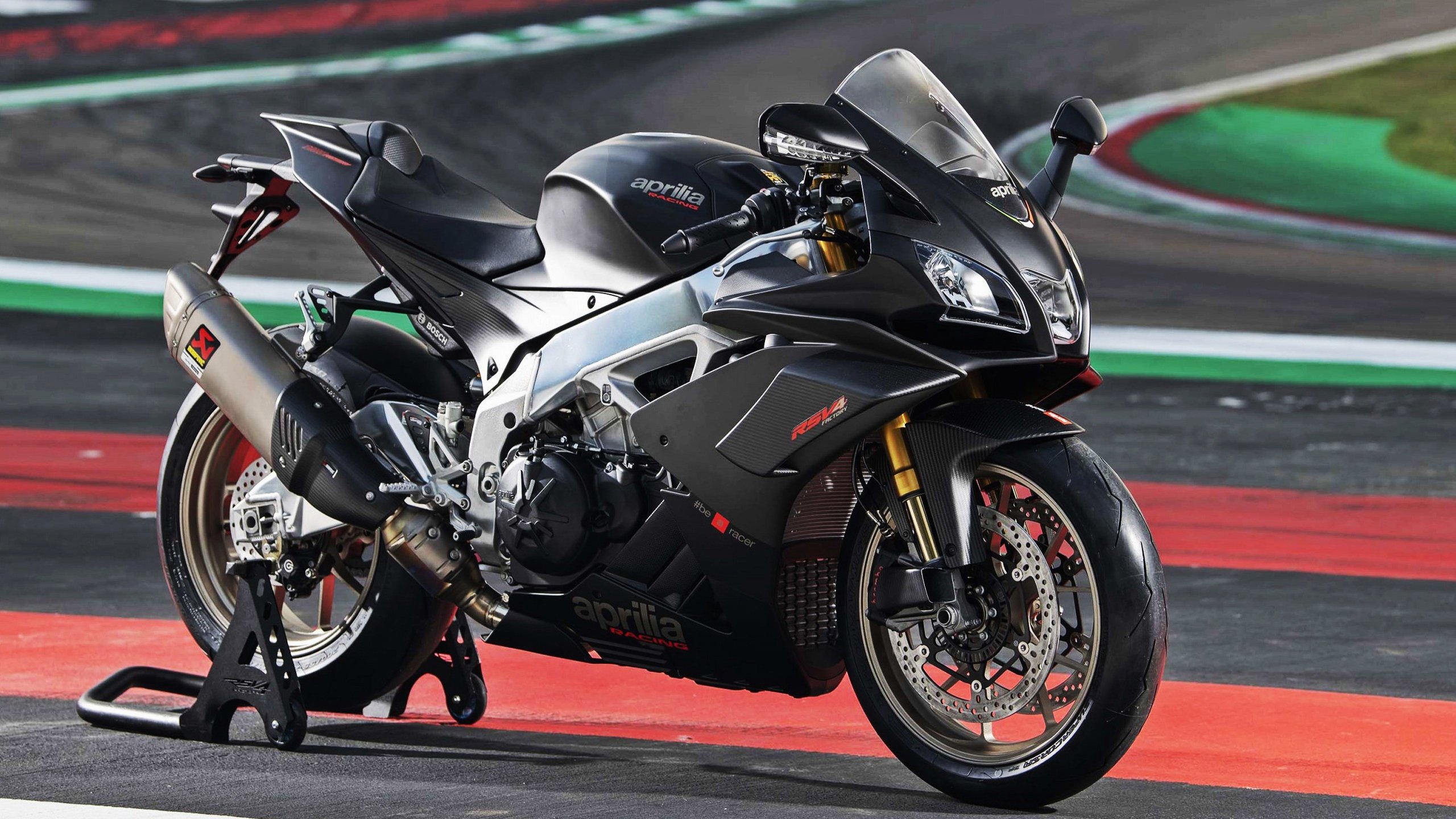 无人机载摄像：带你近距离感受极速，无人机lyzrc