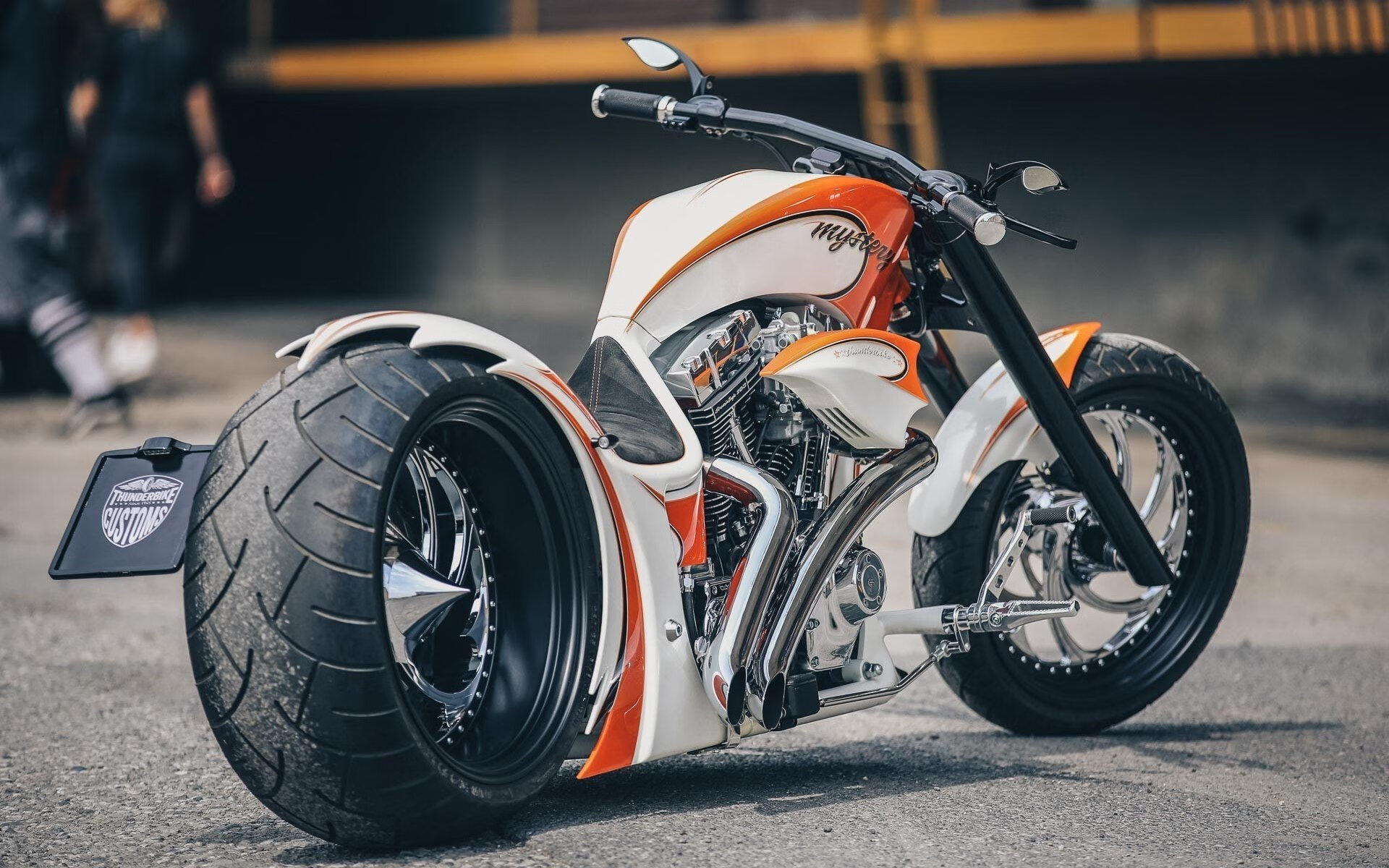 青少年足球运动员海外训练营开营，拓展视野，青少年足球培训课程