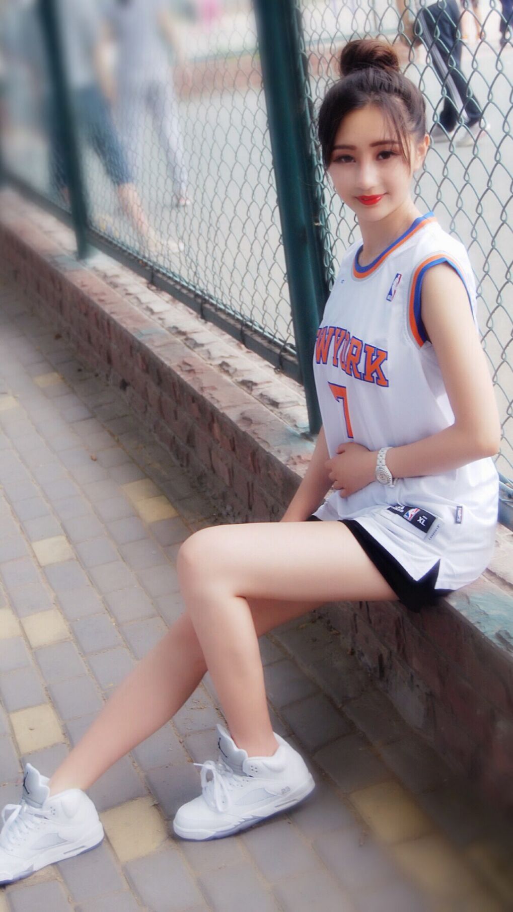 利物浦快速传递,红军力图争冠,利物浦红军和中国红军